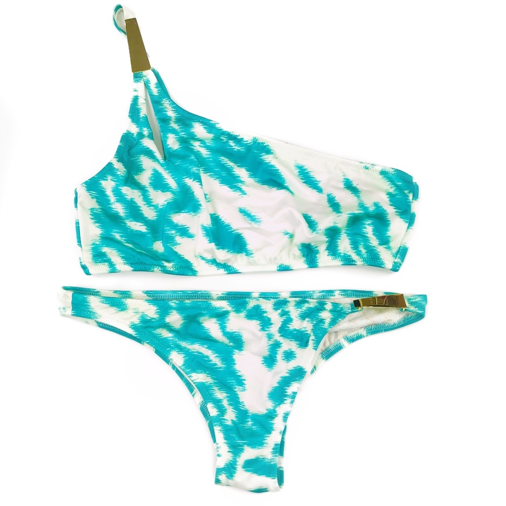 Victoria’s Secret luxe one shoulder cut out bikini